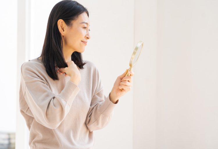 50代のまぶたのたるみを改善する美容医療