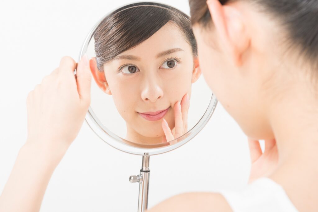 顔痩せに効果的な美容医療