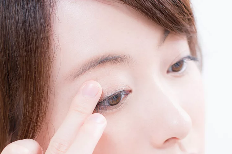 二重埋没法は腫れにくい施術